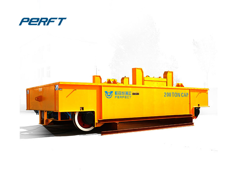 Industrial trailer molten steel ladle truck